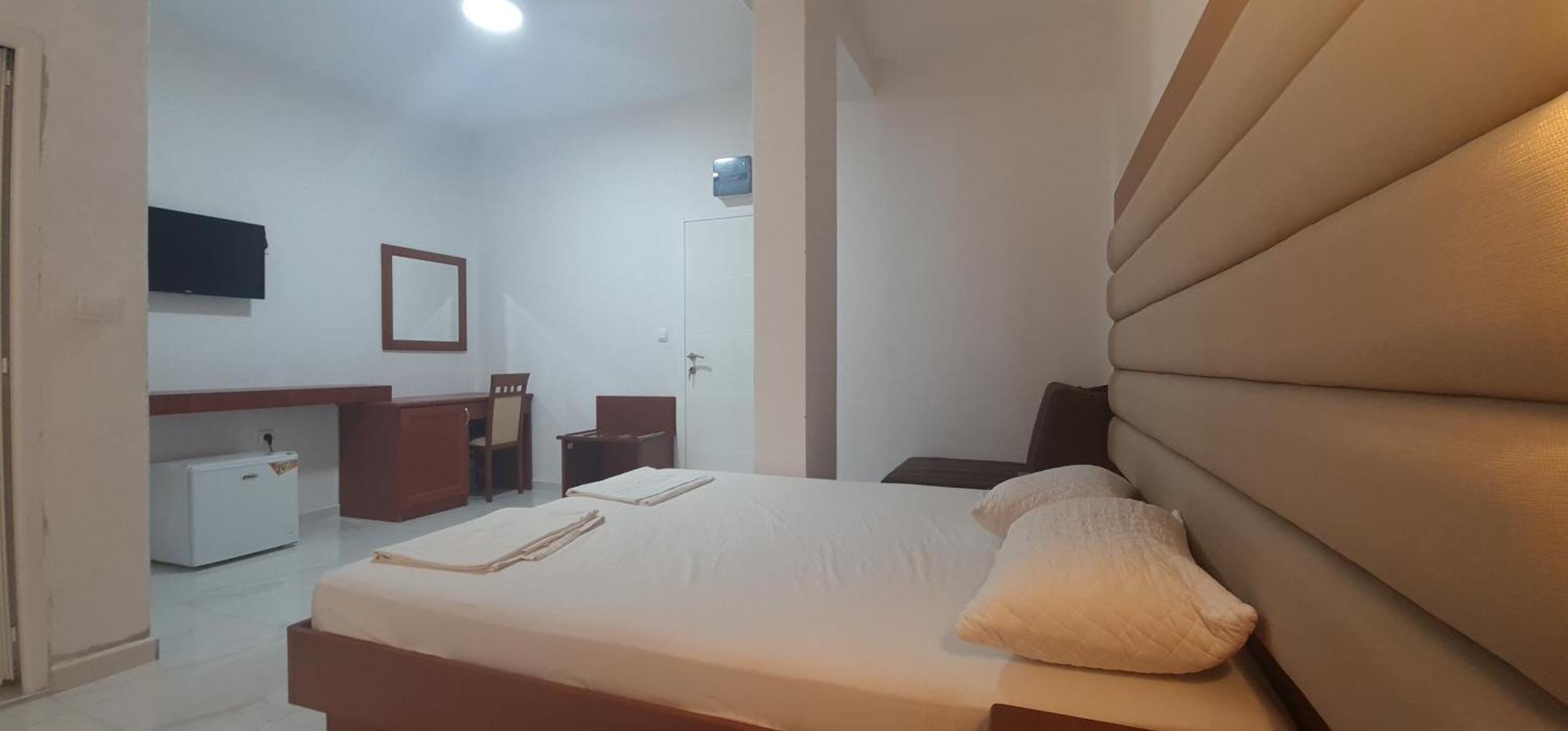 Hotel Rosa Negra Ulcinj Exterior foto